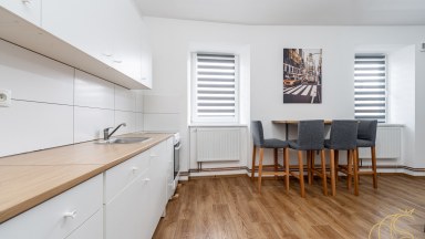 Prodej komerčního objektu Studená