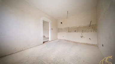 Rodinný dům s příslušenstvím a pozemky, Budišov