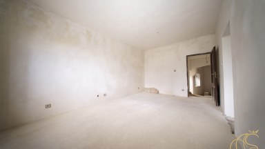 Rodinný dům s příslušenstvím a pozemky, Budišov